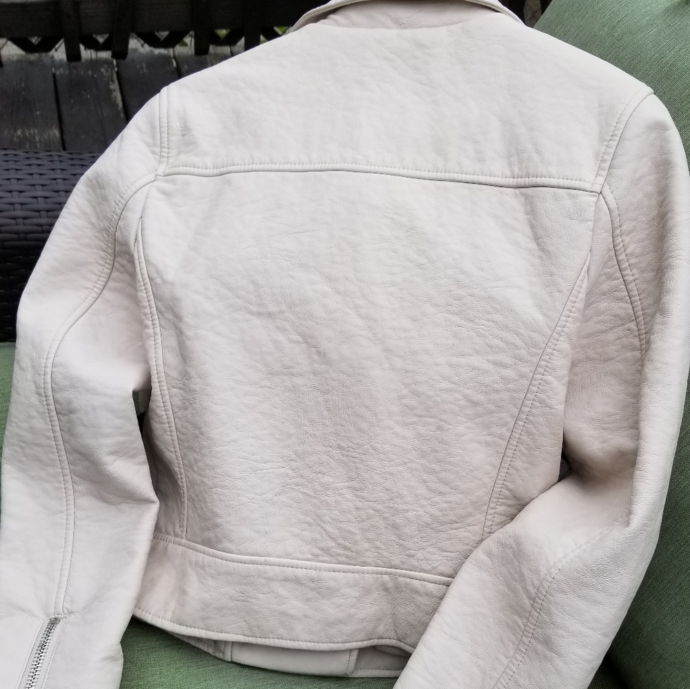 NWT - Forever 21 Faux Leather  Biker Jacket - Picture 9 of 12